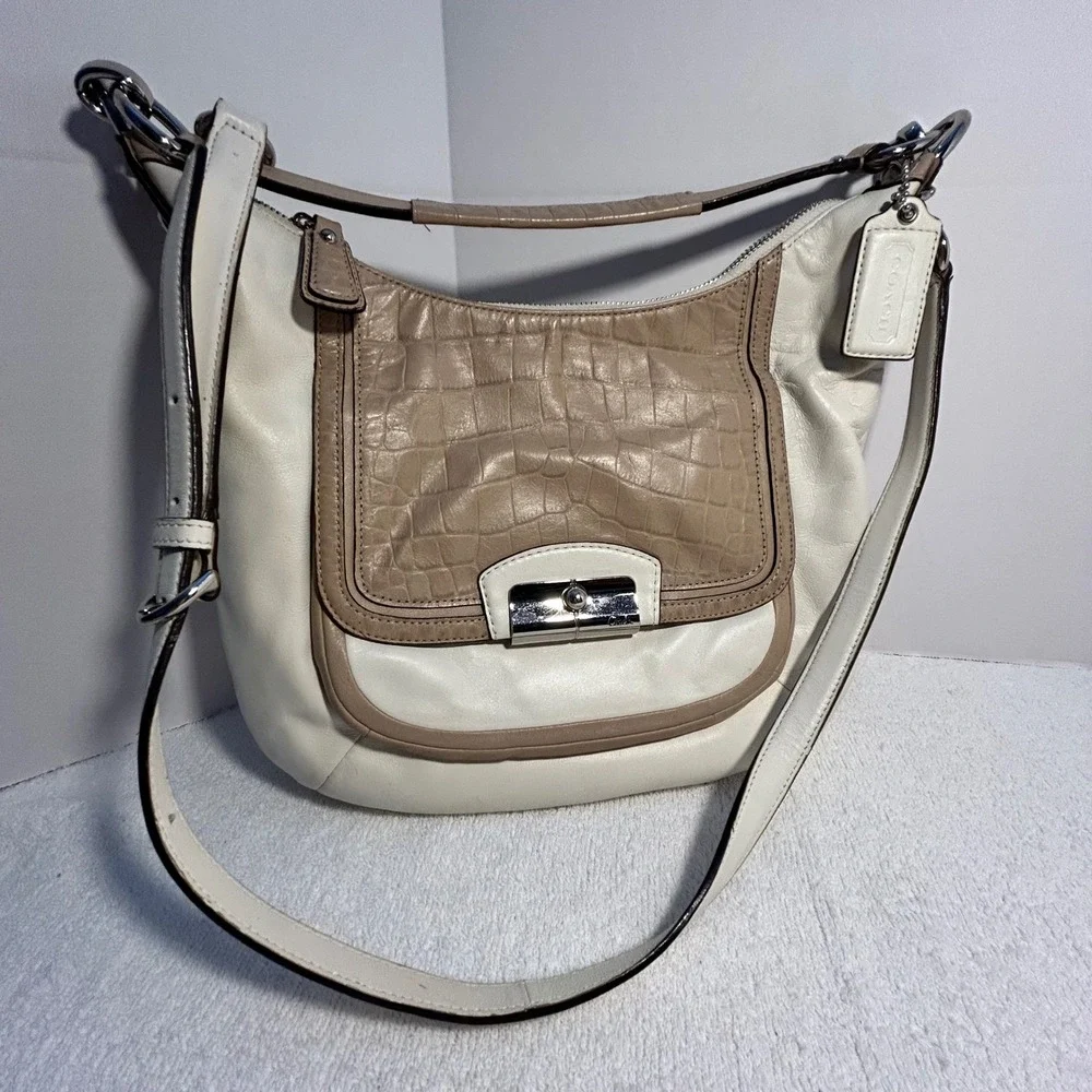 Coach Madison Ivory Tan Croc Embossed Leather Hobo Crossbody Bag F22509